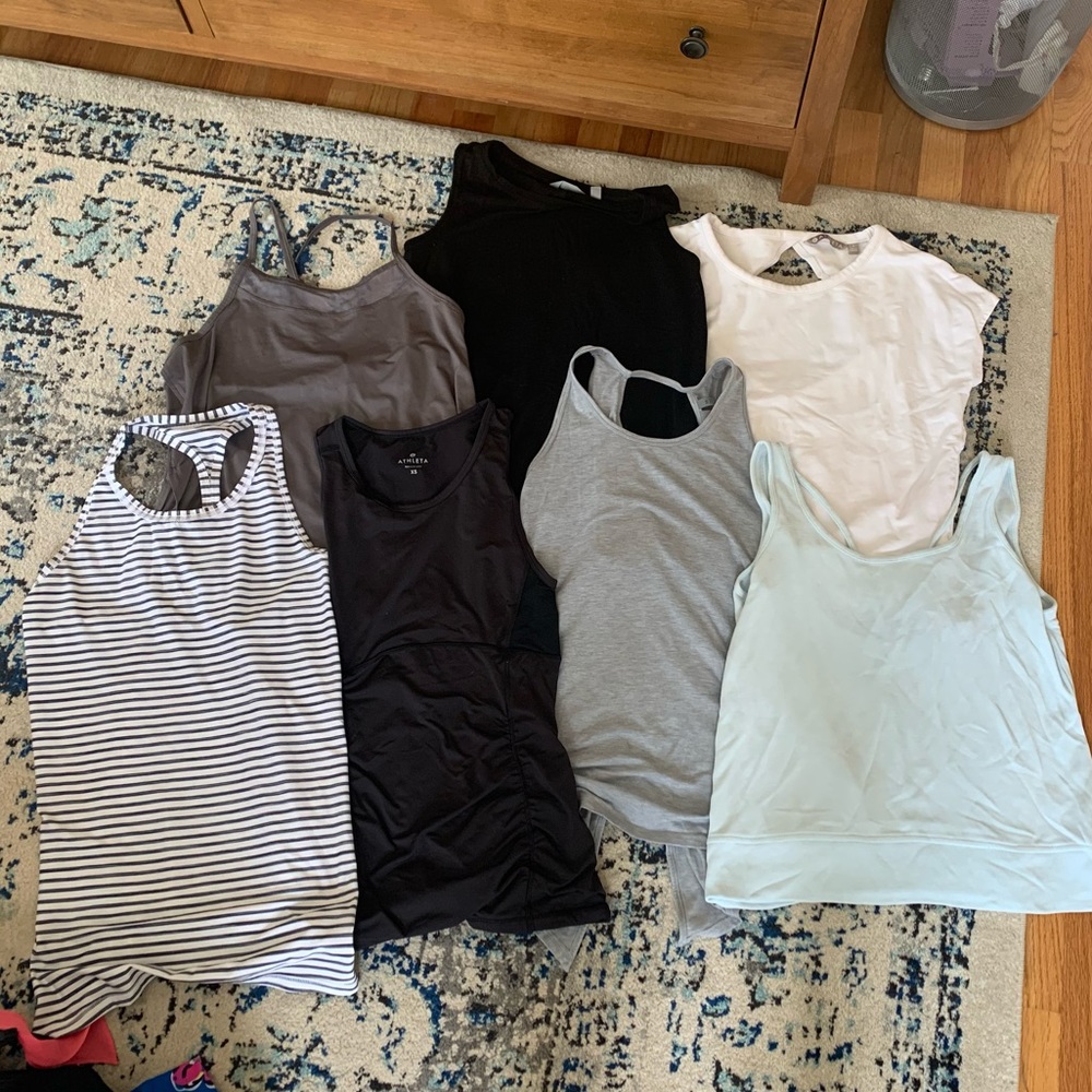 Bundle of 7 Athleta tank tops. Size XS
